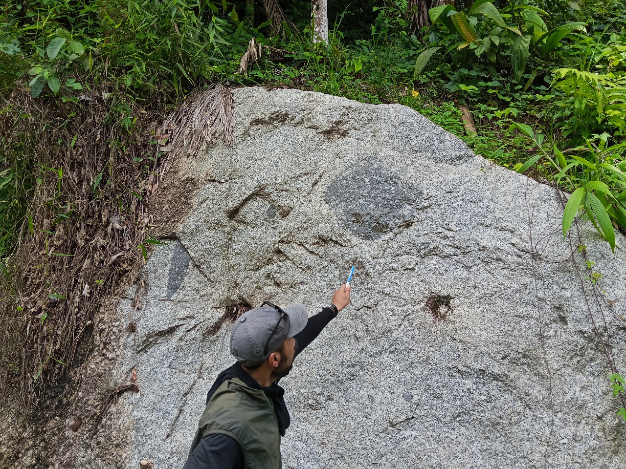 Xenolith Silukah 